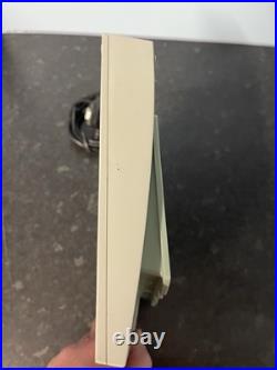 Leica GKL221 Battery Charger with power lead