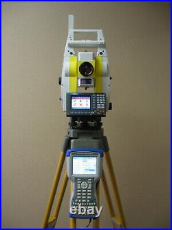 Leica Geomax ZOOM80 Carlson CR2 2 Prismrless Roboter Total Station / SURVEYOR2