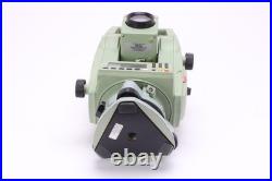 Leica TCR702 Reflectorless Total Station 667443 With GDF111-1 Base Fair