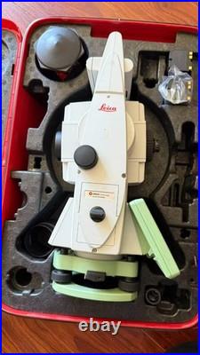 Leica TS16 P 5 R500 Robotic Total Station Kit with CS20 & CS35