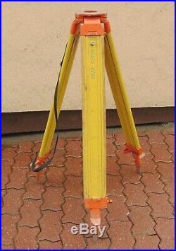 Leica Wild GST20 Wooden ripod, Theodolite, Theo, Total Station