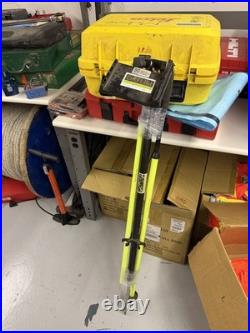 Leica iCR70 5 Robotic Total Station for construction with tablet + bluetooth