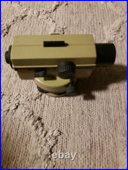 Wild Leica NA28 Precise Level Universal Automatic Surveying Precision